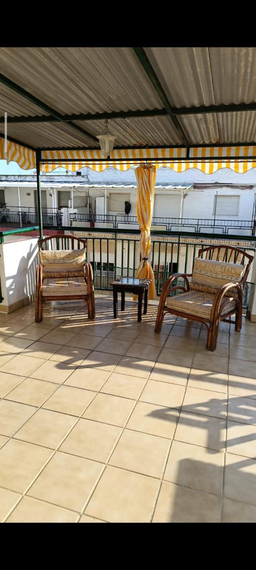 Atico Con Terraza En El Centro De *